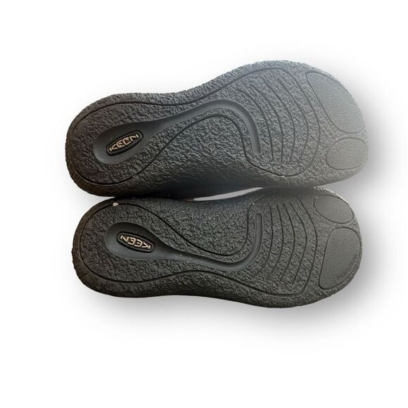 KEEN Shay Women's Brown Suede Knit Ankle Booties Size 7 - Picture 9 of 11